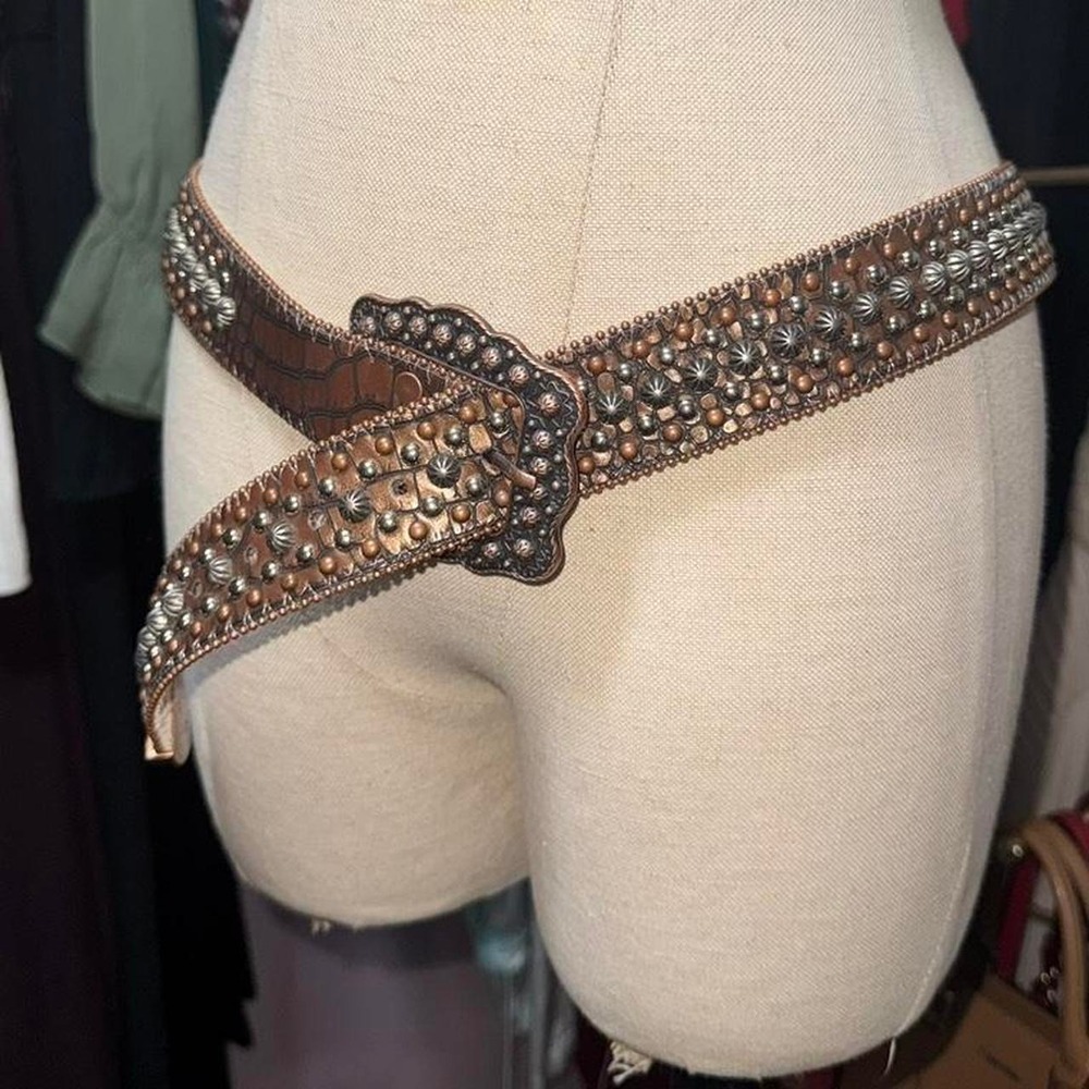 Brown Studded Western Leather Belt - Picture 3 of 4